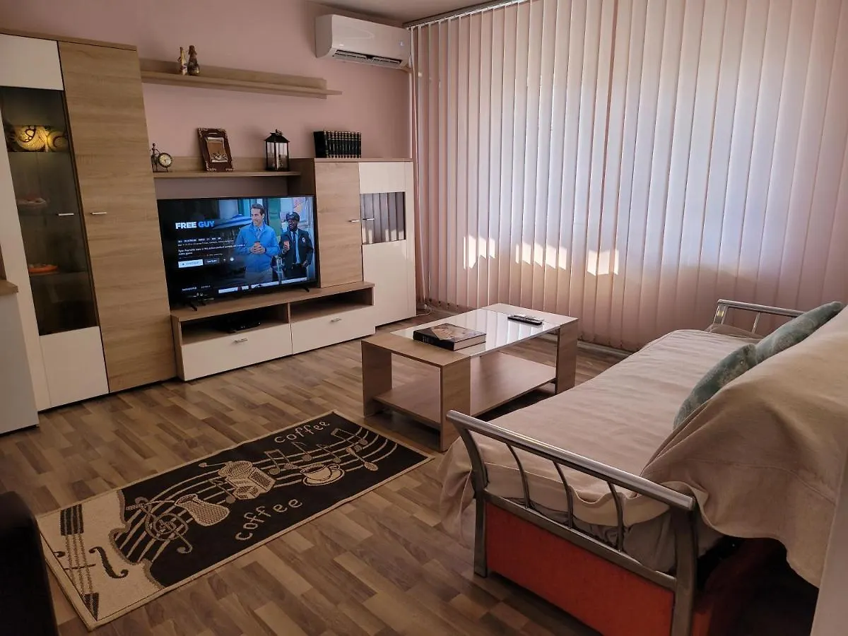 Апартаменты Quiet, Relaxing, Family Friendly Бухарест