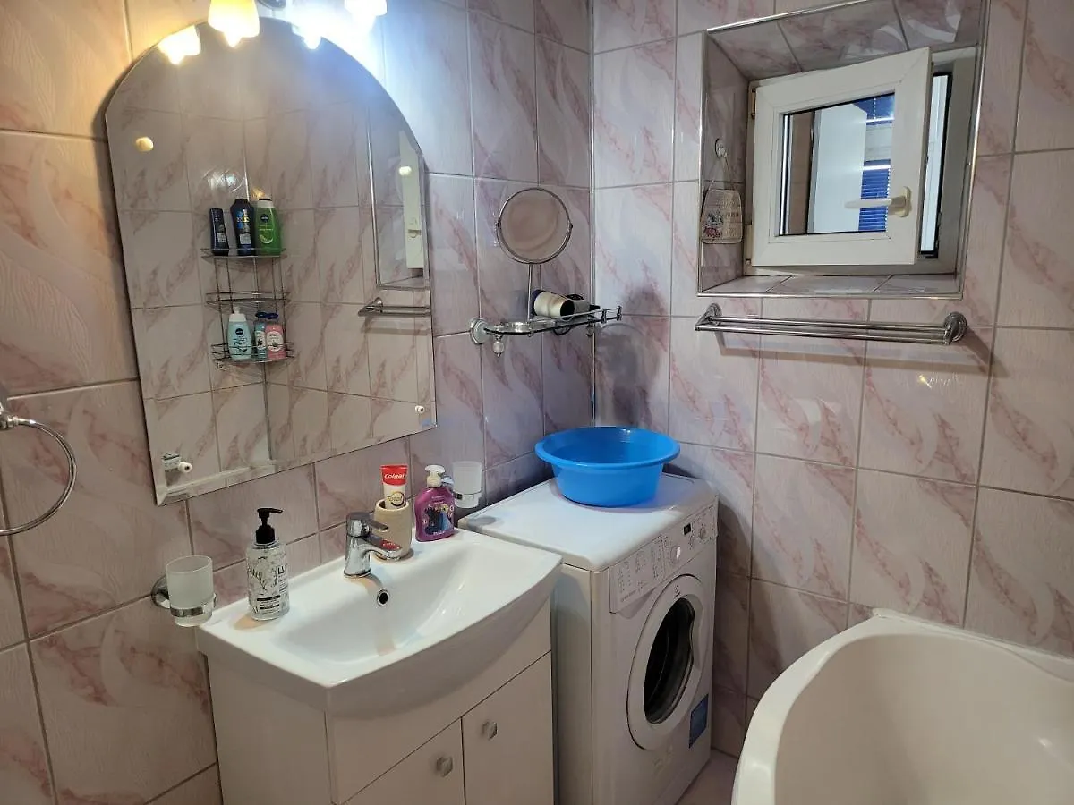 Quiet, Relaxing, Family Friendly Apartamento Bucareste Roménia