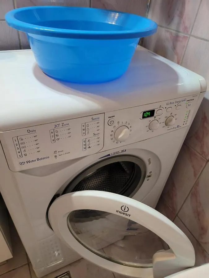 Quiet, Relaxing, Family Friendly Apartamento Bucareste